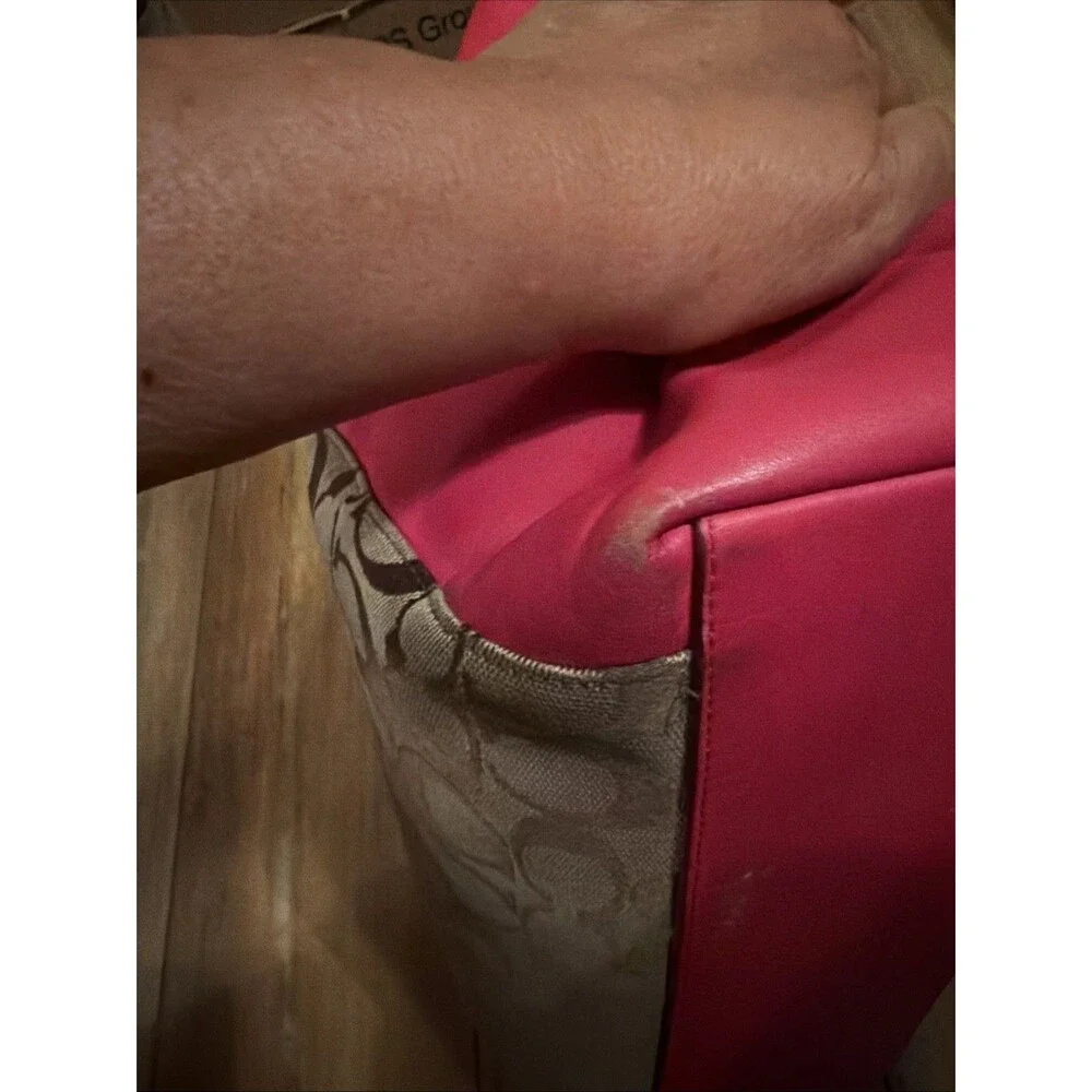 Coach Ava F37231 Signature Khaki Tote/ Pink Leather. Very Good Pre owned Cond!